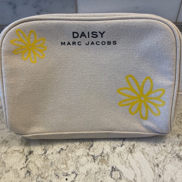 Daisy Marc Jacobs Linen Cosmetic  Make-up Bag - Picture 1 of 7
